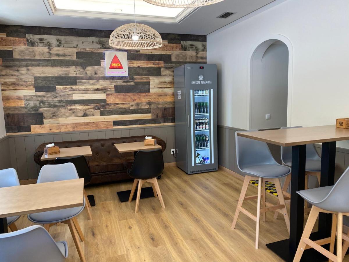 Saudade Hostal Cafeteria A Coruña Dış mekan fotoğraf